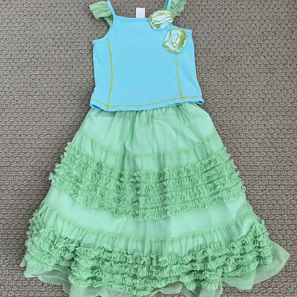 B. Lulu Tanktop and skirt in blue and green. Size 6 - Picture 3 of 8